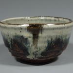 Teabowl/Chawan, Chosengaratsu glaze, pinched from a ball on the kickwheel